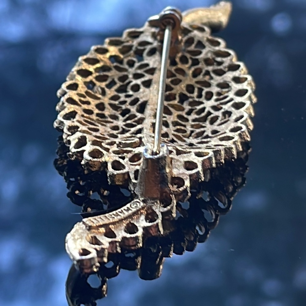 Brooch - Picture 9 of 10
